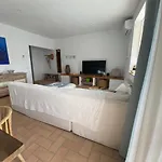 Nicasi Apartment *